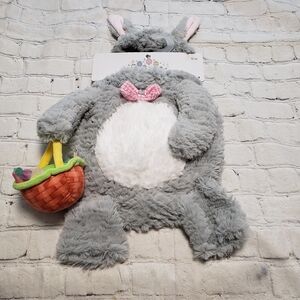 Bunny Boulevard Bunny Pet Halloween Custome. M.
